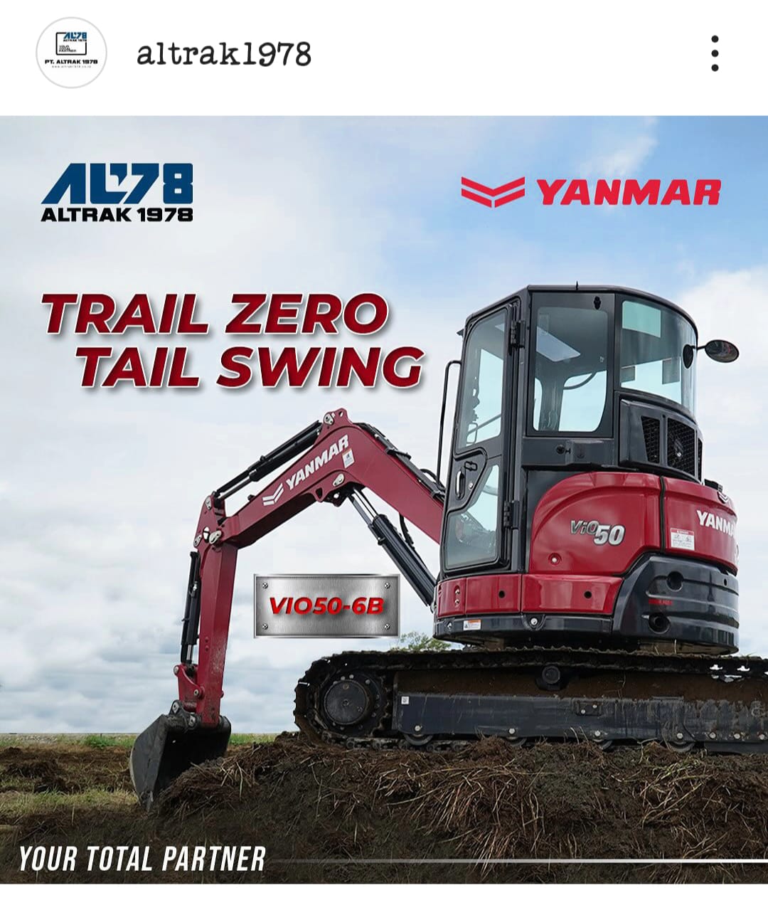 Mini Excavator Yanmar Lincah di Kebun Sawit